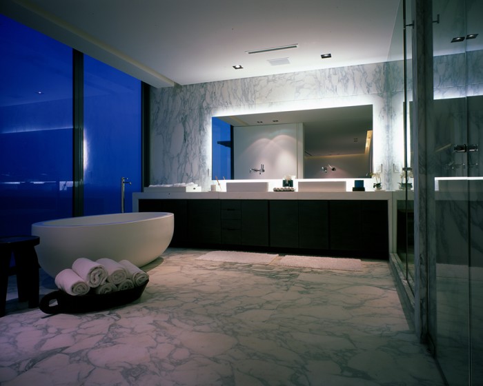 PH Blu, Ezequiel Farca | International Design Awards Winners